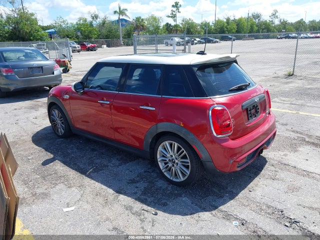 2016 Mini Hardtop Cooper S მანქანა იყიდება აუქციონზე, vin: WMWXU3C5XG2D27631, აუქციონის ნომერი: 45562961