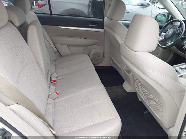 45563041 :رقم المزاد ، 4S4BRBCC6E3246567 vin ، 2014 Subaru Outback 2.5i Premium مزاد بيع