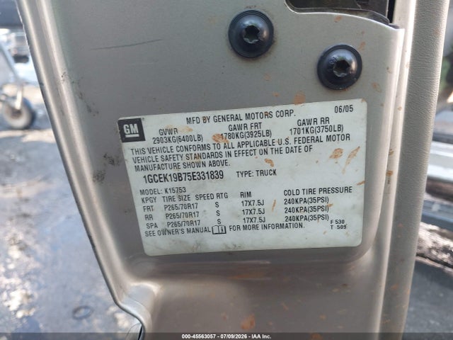 45563057 :رقم المزاد ، 1GCEK19B75E331839 vin ، 2005 Chevrolet Silverado 1500 Z71 مزاد بيع