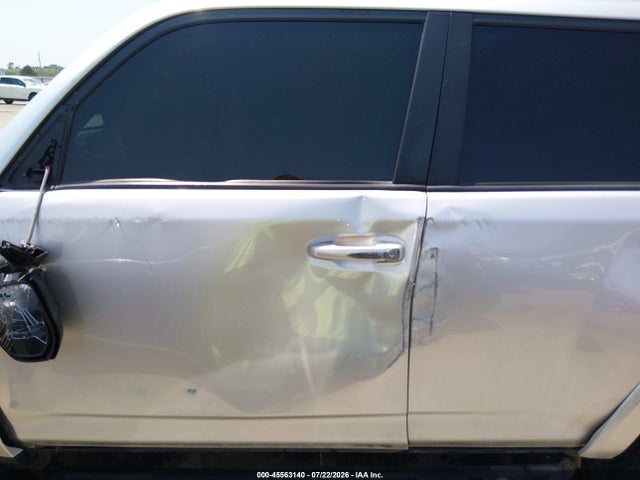 2019 Toyota 4runner Trd Off Road Premium მანქანა იყიდება აუქციონზე, vin: JTEBU5JR0K5732038, აუქციონის ნომერი: 45563140