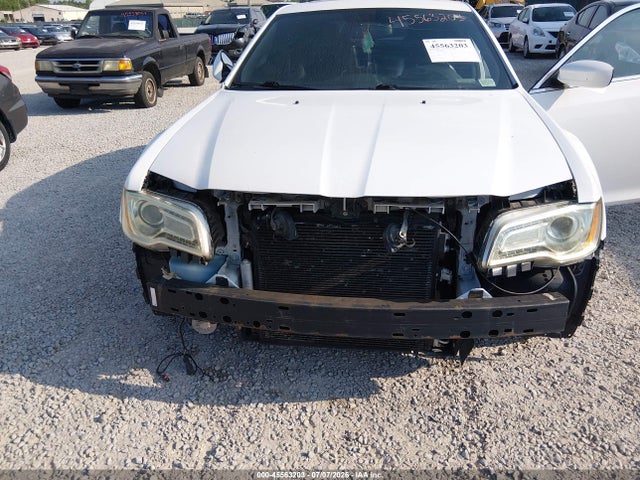 45563203 :رقم المزاد ، 2C3CCABT1DH681695 vin ، 2013 Chrysler 300 300s مزاد بيع