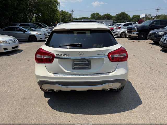 45563329 :رقم المزاد ، WDCTG4GB8JJ432686 vin ، 2018 Mercedes-benz Gla 250 4matic مزاد بيع