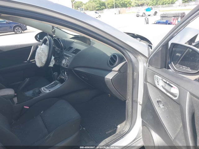 45563507 :رقم المزاد ، JM1BL1UG3B1462644 vin ، 2011 Mazda Mazda3 I Sport مزاد بيع