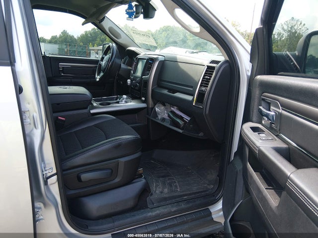 1C6RR7MT4HS601204 RAM 1500 Sport 4x4 5&#039;7 Box