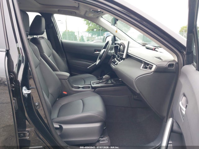 Toyota Corolla Cross Xle 2026 7MUDAABG1TV171409 Image 5