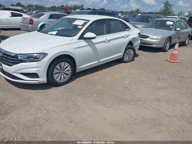 Продажа на аукционе авто 2019 Volkswagen Jetta 1.4t R-line/1.4t S/1.4t Se, vin: 3VWC57BU9KM020641, номер лота: 45563545