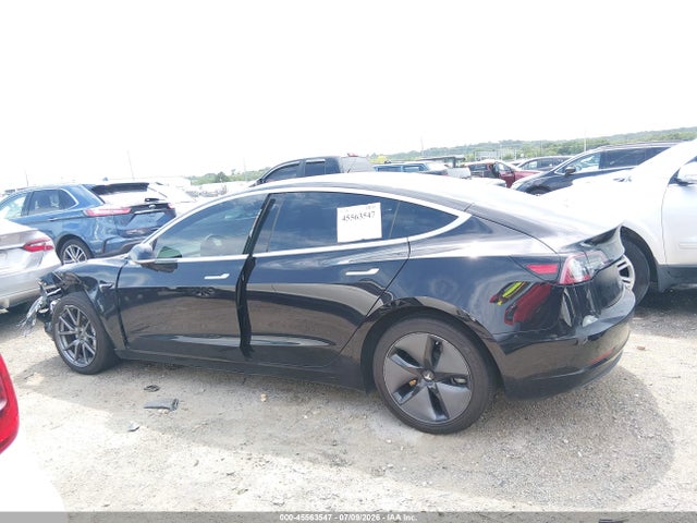 2018 Tesla Model 3 Long Range/performance მანქანა იყიდება აუქციონზე, vin: 5YJ3E1EB4JF098242, აუქციონის ნომერი: 45563547