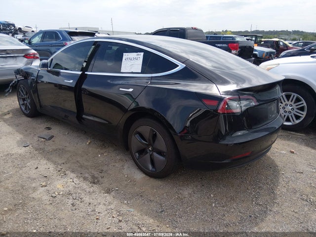 2018 Tesla Model 3 Long Range/performance მანქანა იყიდება აუქციონზე, vin: 5YJ3E1EB4JF098242, აუქციონის ნომერი: 45563547