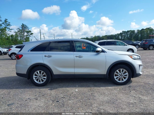 45563661 :رقم المزاد ، 5XYPG4A34KG581784 vin ، 2019 Kia Sorento 2.4l L مزاد بيع