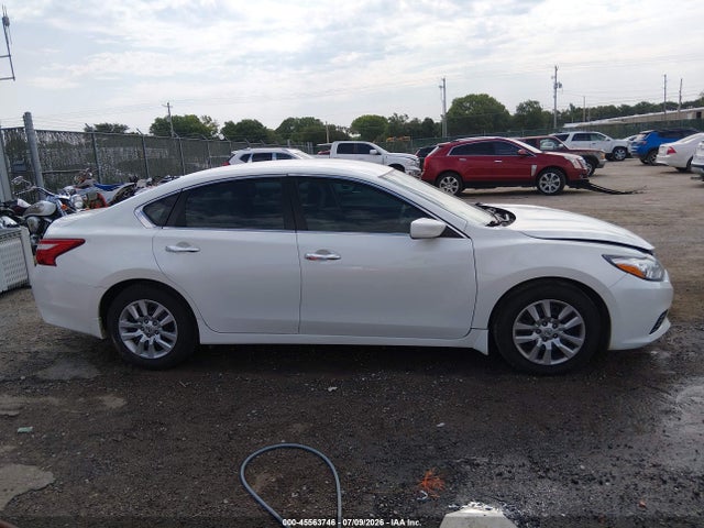Nissan Altima 2.5 S 2016 1N4AL3AP2GC241663 Image 14