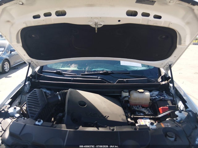1GNERFKW8MJ137999 Chevrolet Traverse Fwd Ls