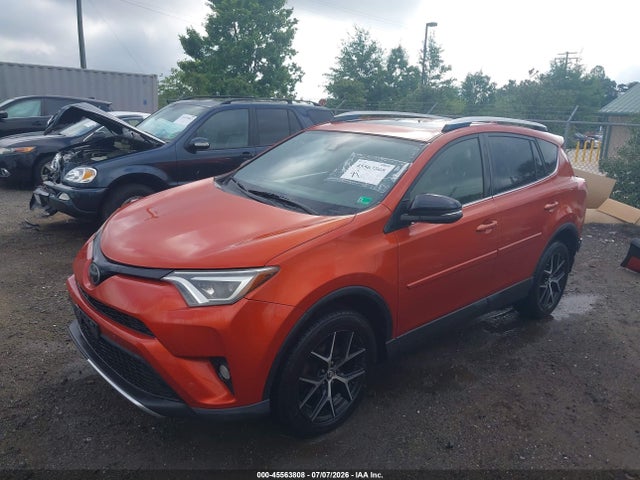 Toyota RAV4 SE 2016 JTMJFREV1GJ057260 Image 2