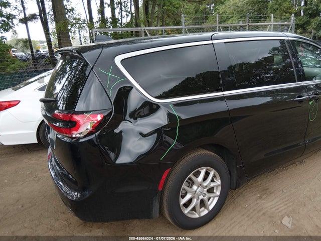 Auction sale of the 2025 Chrysler Pacifica Select, vin: 2C4RC1BG0SR585878, lot number: 45564024