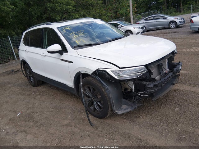 Продажа на аукционе авто 2024 Volkswagen Tiguan 2.0t Se/2.0t Wolfsburg Edition, vin: 3VVMB7AX5RM109968, номер лота: 45564083