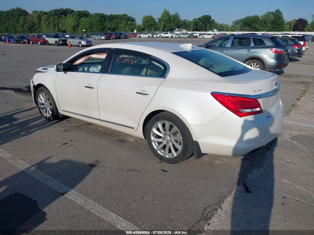 1G4GB5G3XGF118548 Buick Lacrosse Leather