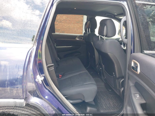 1C4RJFAG8HC667363 Jeep Grand Cherokee Laredo