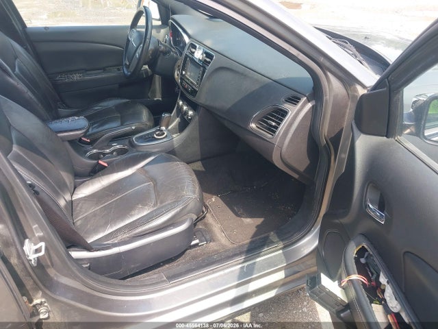 2012 Chrysler 200 Limited მანქანა იყიდება აუქციონზე, vin: 1C3CCBCG8CN306769, აუქციონის ნომერი: 45564138