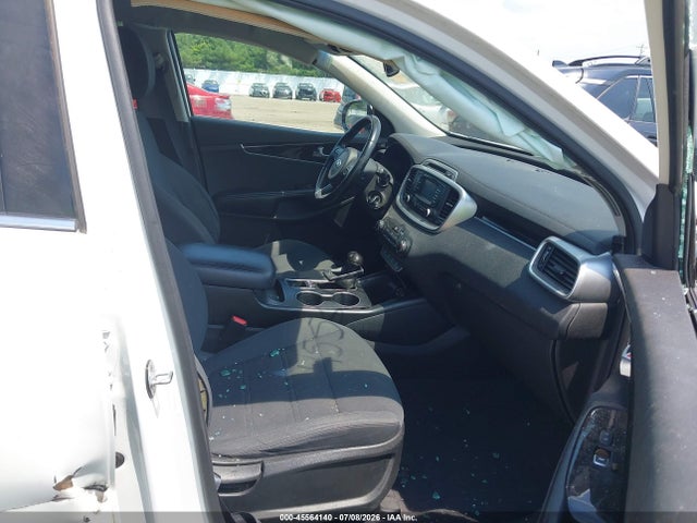 Продаж на аукціоні авто 2016 Kia Sorento 2.4l Lx, vin: 5XYPGDA30GG147045, номер лоту: 45564140