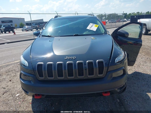 Продаж на аукціоні авто 2018 Jeep Cherokee Trailhawk 4x4, vin: 1C4PJMBX3JD582599, номер лоту: 45564154