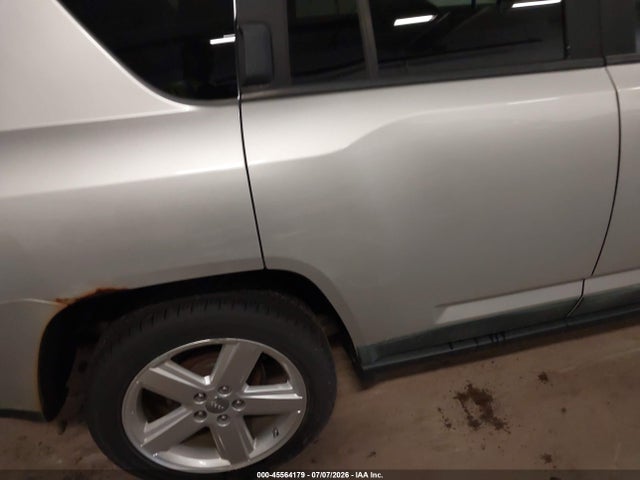 45564179 :رقم المزاد ، 1J4NF5FB7BD248052 vin ، 2011 Jeep Compass Limited مزاد بيع