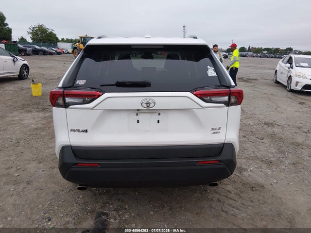 2T3P1RFV5MC244801 Toyota Rav4 Xle