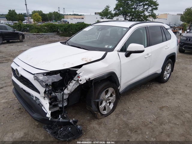2T3P1RFV5MC244801 Toyota Rav4 Xle