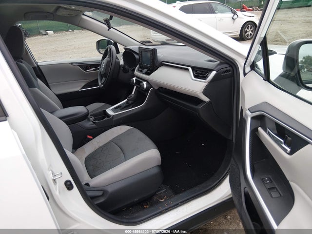 2T3P1RFV5MC244801 Toyota Rav4 Xle