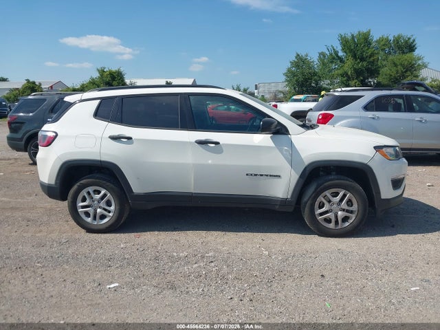 3C4NJDAB8JT201109 Jeep Compass Sport 4x4