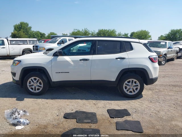 3C4NJDAB8JT201109 Jeep Compass Sport 4x4