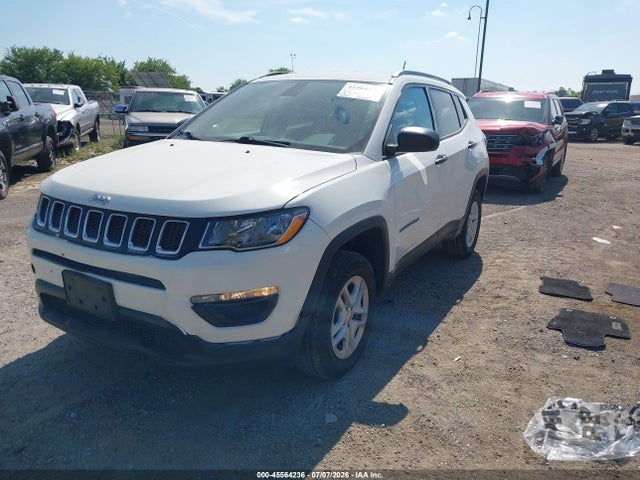 3C4NJDAB8JT201109 Jeep Compass Sport 4x4