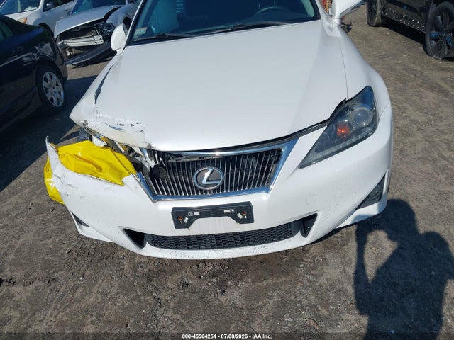 Продаж на аукціоні авто 2011 Lexus Is 250, vin: JTHCF5C28B5049442, номер лоту: 45564254