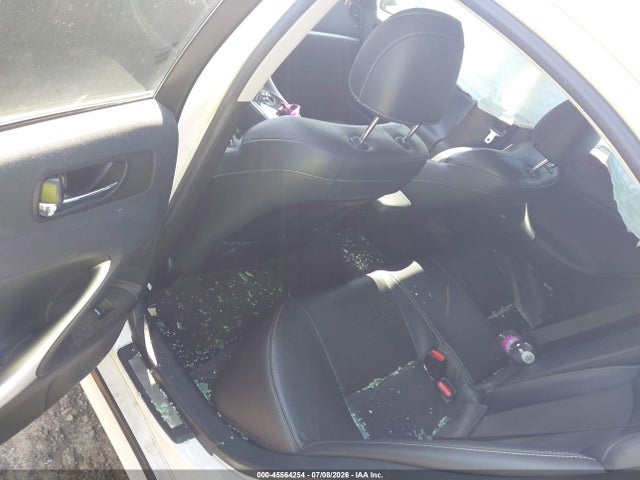 Продаж на аукціоні авто 2011 Lexus Is 250, vin: JTHCF5C28B5049442, номер лоту: 45564254