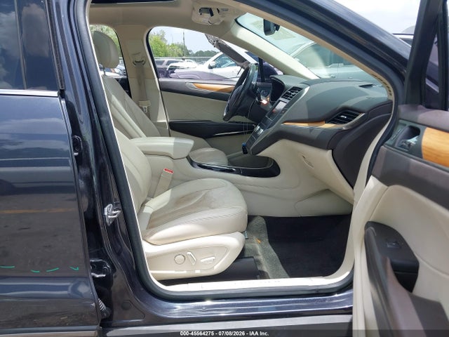45564275 :رقم المزاد ، 5LMCJ1A96FUJ20022 vin ، 2015 Lincoln Mkc مزاد بيع