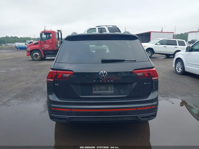 2022 Volkswagen Tiguan 2.0t Se R-line Black მანქანა იყიდება აუქციონზე, vin: 3VV8B7AX4NM087084, აუქციონის ნომერი: 45564299