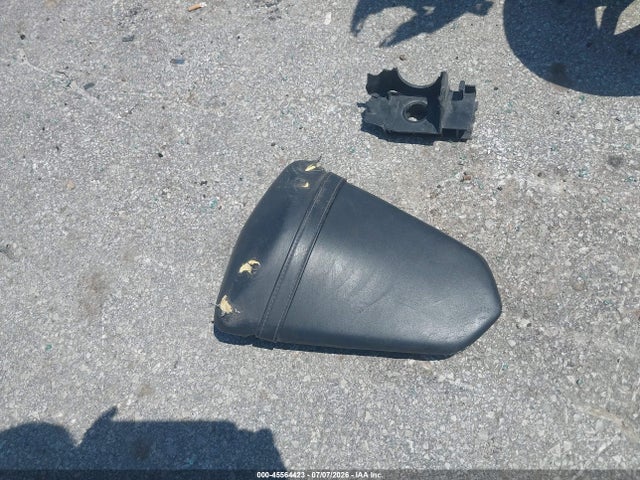 Yamaha YZFR3 2016 MH3RH06Y6GK011789 Image 12