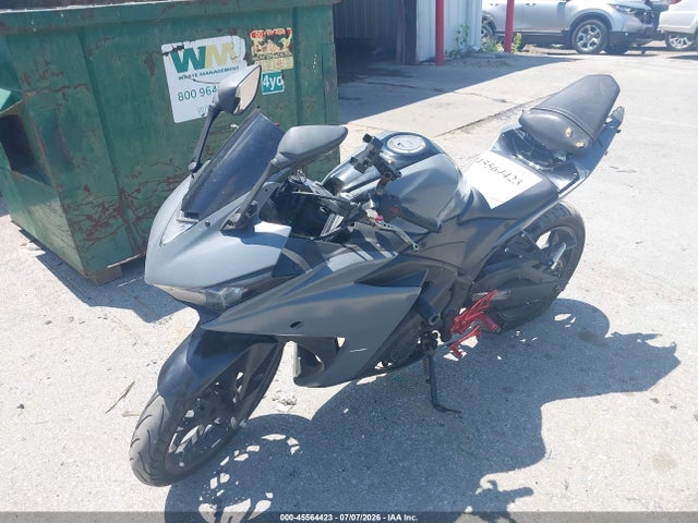 Yamaha YZFR3 2016 MH3RH06Y6GK011789 Image 2