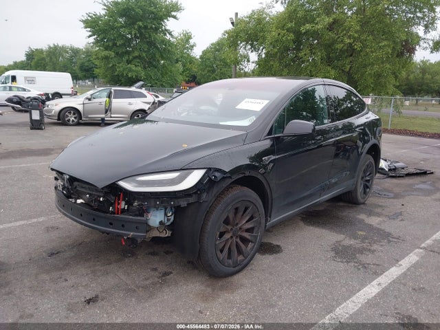 Tesla Model X 60d/70d/75d/90d/p100d 2016 5YJXCBE2XGF016536 Image 2