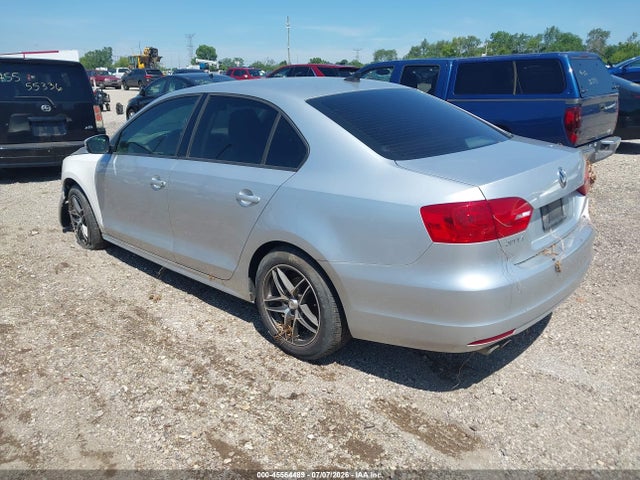 2014 Volkswagen Jetta 1.8t Se მანქანა იყიდება აუქციონზე, vin: 3VWD17AJ3EM268962, აუქციონის ნომერი: 45564489