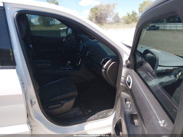 1C4RJFAG0MC619317 Jeep Grand Cherokee Laredo X 4x4