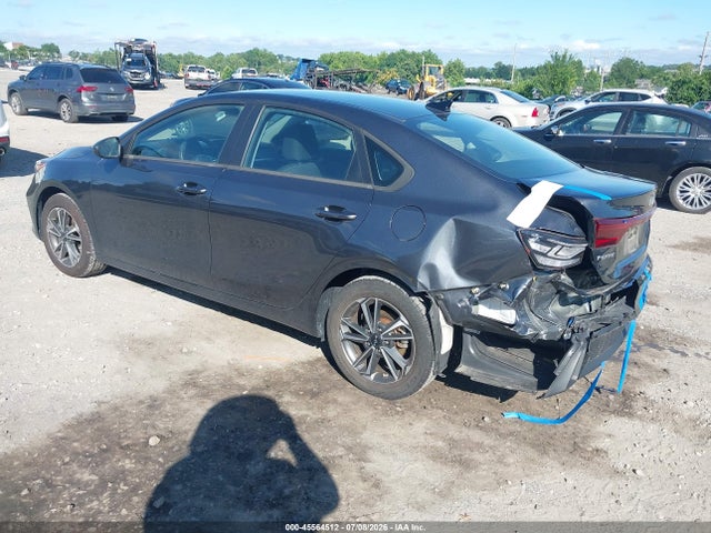 KIA Forte Lxs 2022 3KPF24AD0NE424483 Image 3