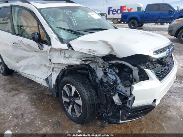 Subaru Forester 2.5i Premium 2018 JF2SJAGCXJH506886 Image 6