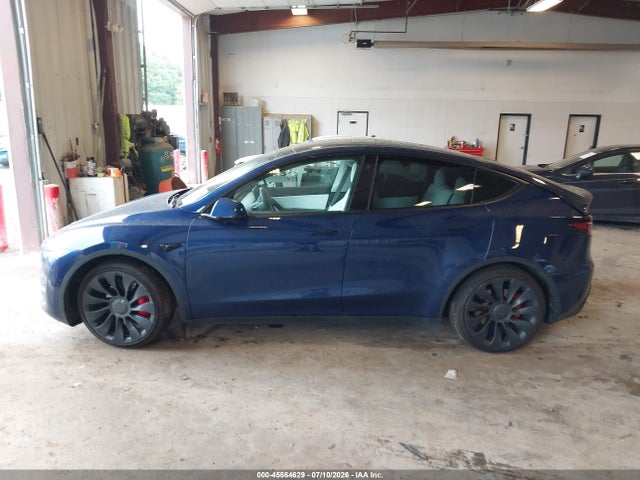 Auction sale of the 2022 Tesla Model Y Performance Dual Motor All-wheel Drive, vin: 7SAYGDEFXNF414949, lot number: 45564629
