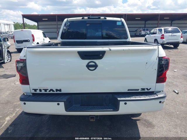 45564655 :رقم المزاد ، 1N6AA1E61JN525431 vin ، 2018 Nissan Titan Sv مزاد بيع