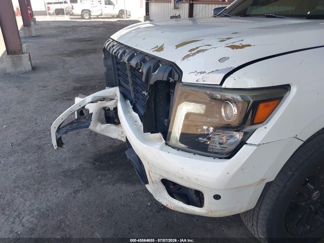 45564655 :رقم المزاد ، 1N6AA1E61JN525431 vin ، 2018 Nissan Titan Sv مزاد بيع