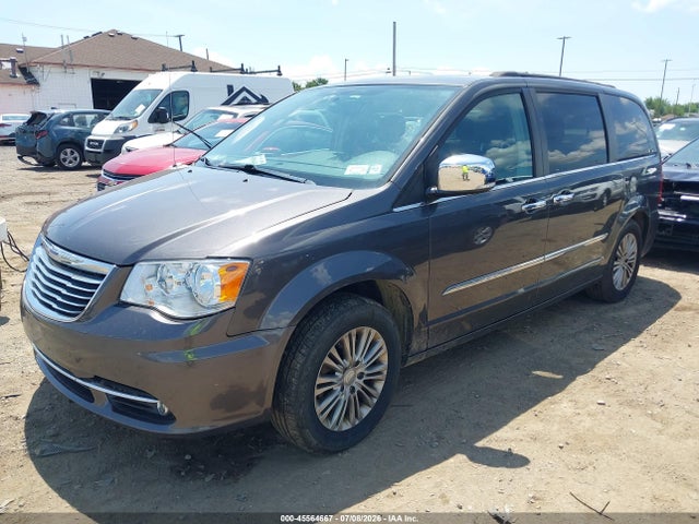 2016 Chrysler Town & Country Touring-l Anniversary Edition მანქანა იყიდება აუქციონზე, vin: 2C4RC1CG9GR175263, აუქციონის ნომერი: 45564667