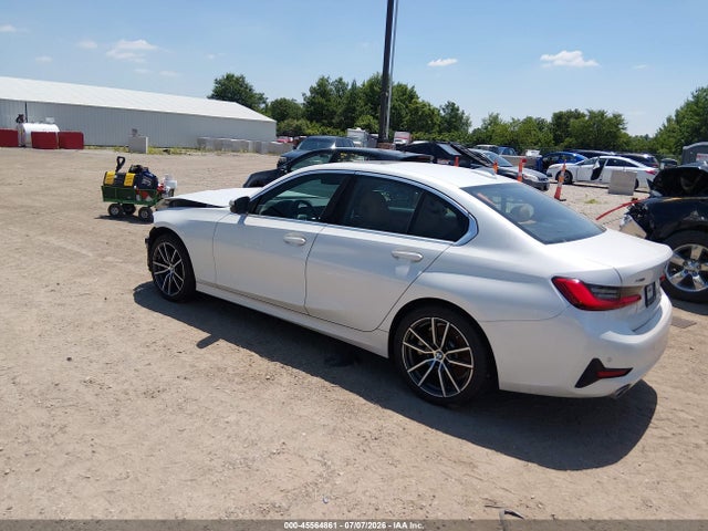 45564861 :رقم المزاد ، 3MW5R7J01L8B11621 vin ، 2020 Bmw 330i Xdrive مزاد بيع