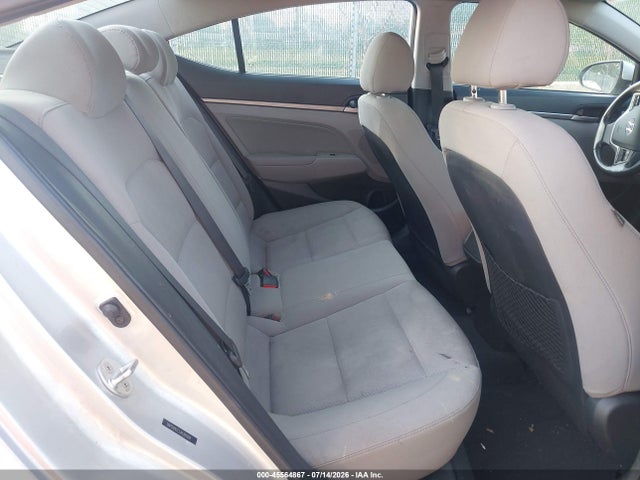 Hyundai Elantra Value Edition 2018 5NPD84LF2JH391691 Image 8