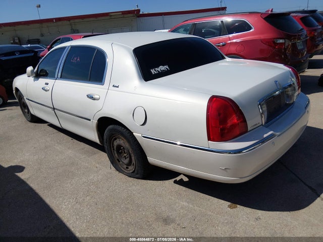 45564872 :رقم المزاد ، 1LNHM85W83Y632054 vin ، 2003 Lincoln Town Car Cartier L مزاد بيع