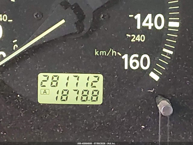 2001 Infiniti I30 Luxury მანქანა იყიდება აუქციონზე, vin: JNKCA31AX1T034433, აუქციონის ნომერი: 45564888