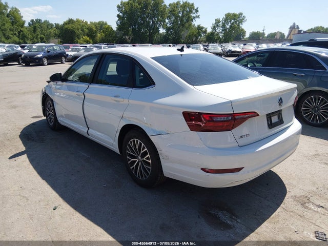 45564913 :رقم المزاد ، 3VWC57BU0MM024371 vin ، 2021 Volkswagen Jetta 1.4t R-line/1.4t Se/s مزاد بيع